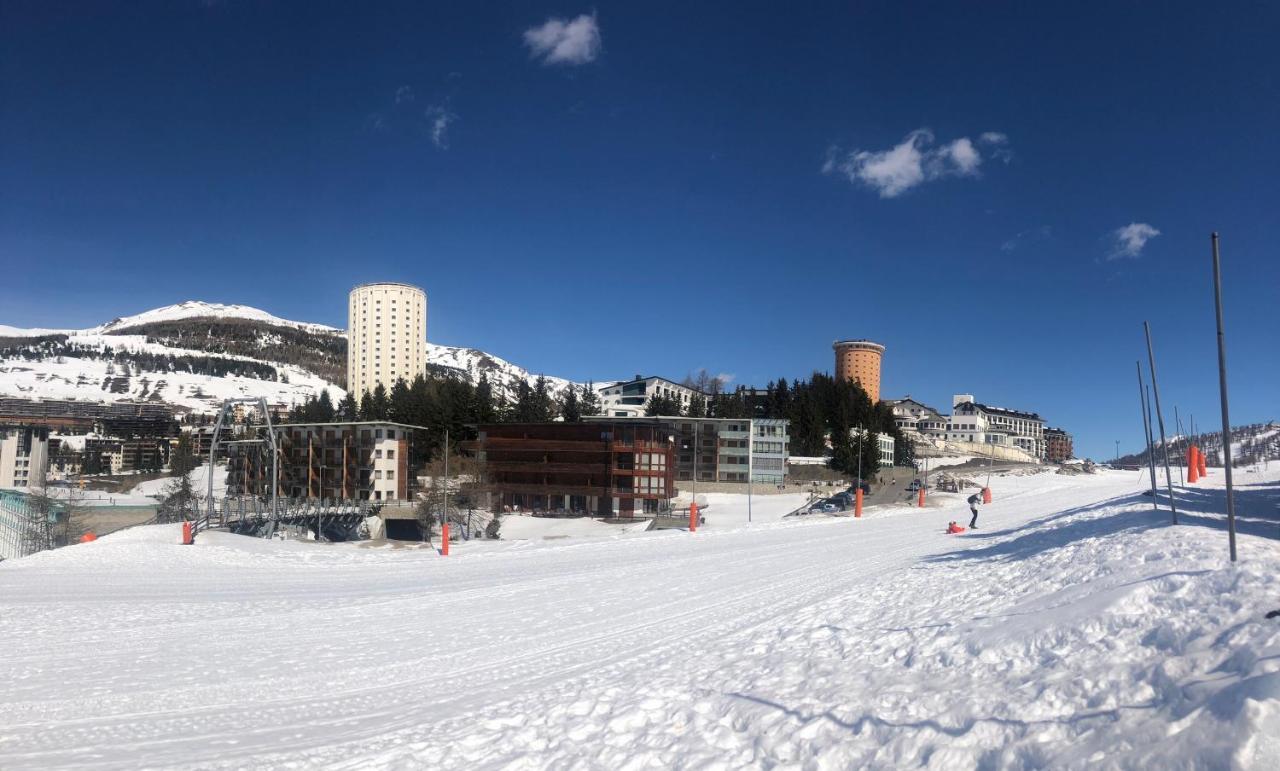 Nice House On The Ski Slopes Colle Colle Sestriere Buitenkant foto